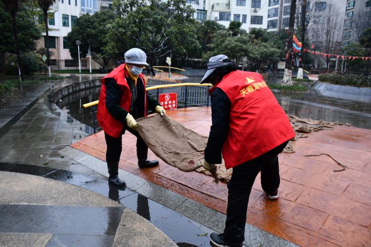 武汉市鑫骊龙物业管理有限责任公司白雪就是命令 北风就是号角 鑫骊龙